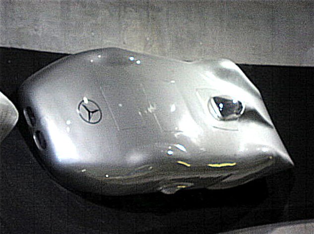 MHV_MB_12_Zyl_Record_Car_1938
